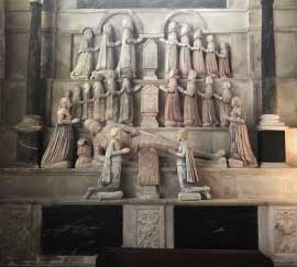 Hele chapel monument